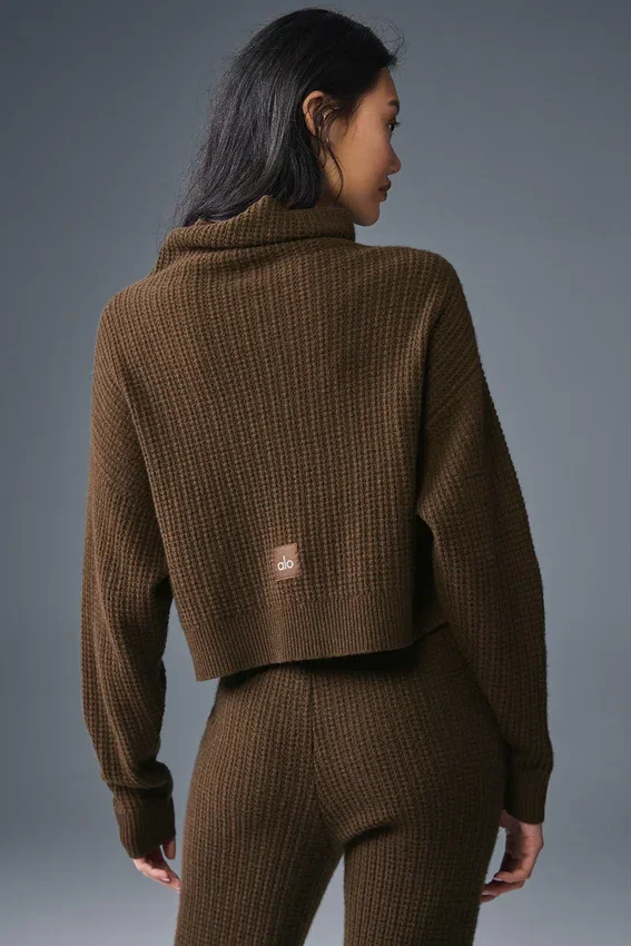 Kaschmir-Pullover mit Rollkragen und Waffelstruktur – Espresso