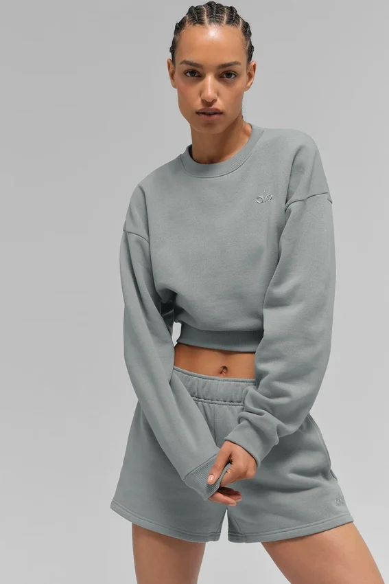 Kürzer Accolade-Rundhalspullover – Lunar Grey
