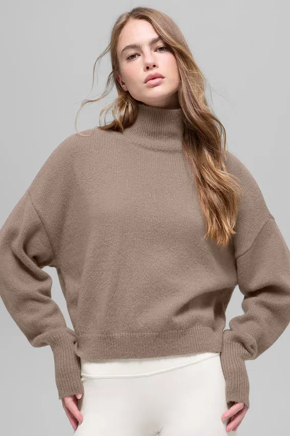 Kürzer „New Class“-Rollkragen-Pullover aus Wolle und Kaschmir – Chai Latte