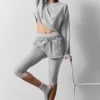 Kürzer Sway-Pullover mit Rundhalsausschnitt – Athletic Heather Grey
