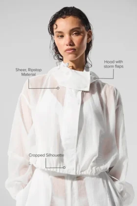 Kürzere „Game Time“-Jacke mit durchgehendem Reißverschluss – Weiß