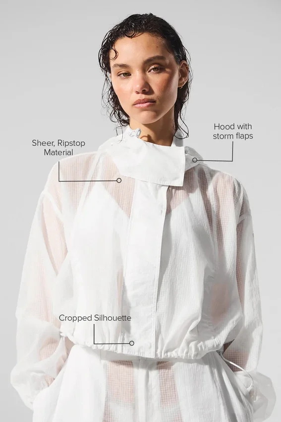 Kürzere „Game Time“-Jacke mit durchgehendem Reißverschluss – Weiß