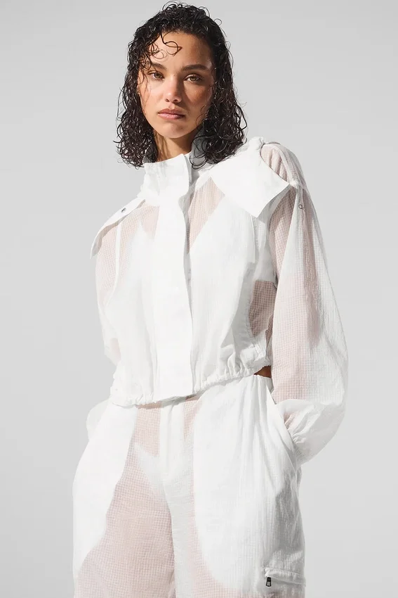 Kürzere „Game Time“-Jacke mit durchgehendem Reißverschluss – Weiß