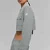 Kürzere „Main Character“-Jacke mit durchgehendem Reißverschluss und Nadelstreifen – Lunar Grey/Weiß
