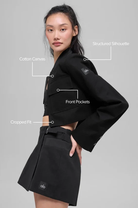Kürzliche „Main Character“-Jacke – Schwarz