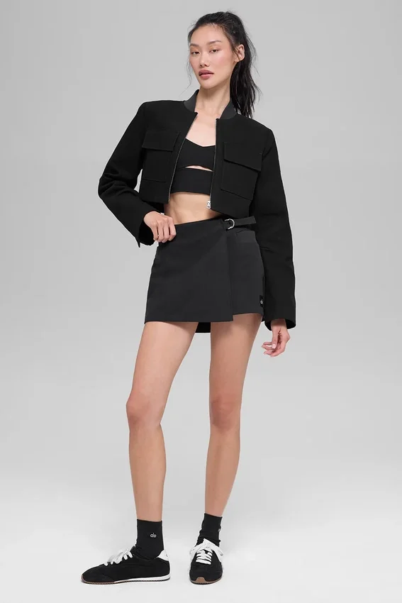 Kürzliche „Main Character“-Jacke – Schwarz