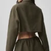 Kurze „Fan Favorite“-Jacke mit durchgehendem Reißverschluss – Olive Tree