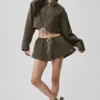 Kurze „Fan Favorite“-Jacke mit durchgehendem Reißverschluss – Olive Tree