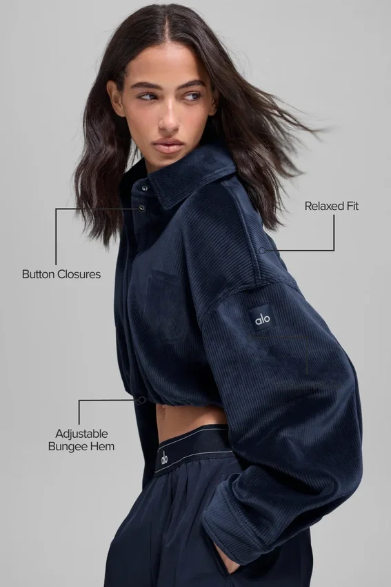 Kurze „Mountain Side“-Jacke aus geripptem Velours – Navy