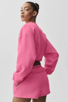 Kurzer Accolade-Pullover mit Rundhalsausschnitt – Paradiesrosa