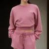 Kurzer Accolade-Pullover mit Rundhalsausschnitt – Pink Wild Rose
