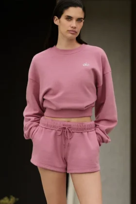 Kurzer Accolade-Pullover mit Rundhalsausschnitt – Pink Wild Rose