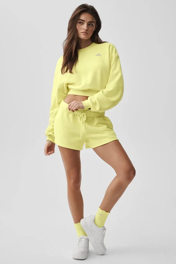 Kurzer Accolade-Pullover mit Rundhalsausschnitt – Sunshine