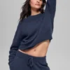 Kurzer „New Class“-Pullover mit Rundhalsausschnitt aus Wolle und Kaschmir – Navy