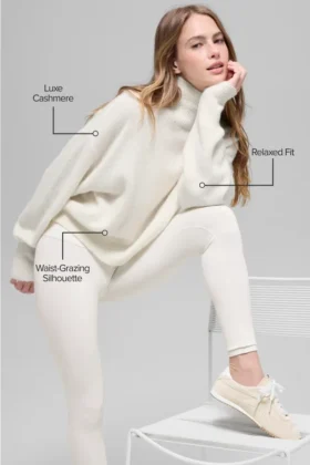 Kurzer Rollkragenpullover „New Class“ aus Wolle und Kaschmir – Elfenbein
