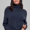 Kurzer Rollkragenpullover „New Class“ aus Wolle und Kaschmir – Navy
