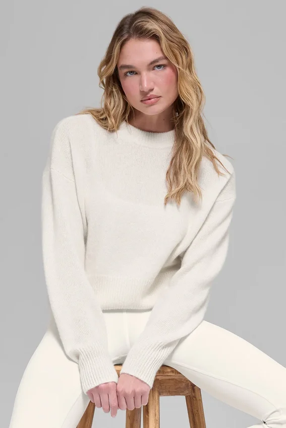 Kurzer Rundhals-Pullover „New Class“ aus Wolle und Kaschmir – Elfenbein