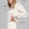 Kurzer Rundhals-Pullover „New Class“ aus Wolle und Kaschmir – Elfenbein
