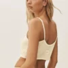 Kurzes „Heat Wave“-Top aus Seide und Kaschmir – Sandy Beige