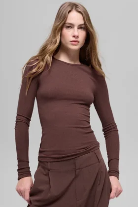 Langarmshirt aus geripptem Modal – Brownstone