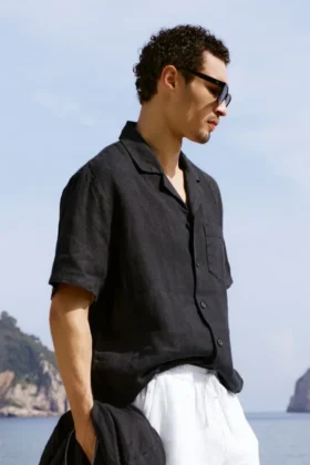 Linen Days Kurzarmshirt mit Knöpfen – Schwarz