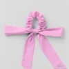 „Love Knots“ Haargummi mit Schleife – Bonbon-Herz-Rosa