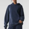 Make Waves Hoodie – Marineblau, Ton-in-Ton