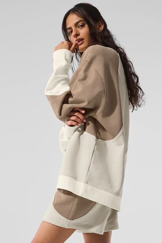 Make Waves Pullover mit Rundhalsausschnitt – Elfenbein/Beige/Kies