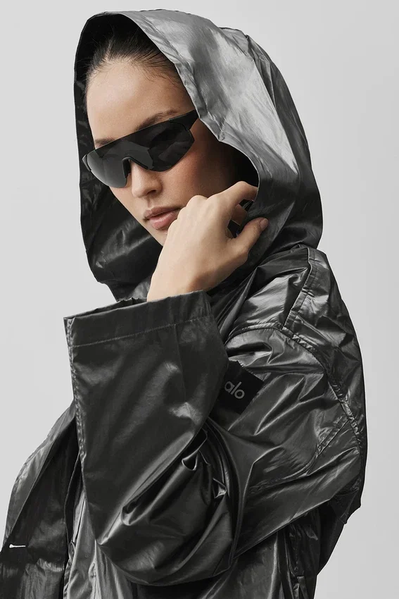 Metallic Break Line Trench – Silber-Metallic