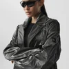 Metallic Break Line Trench – Silber-Metallic