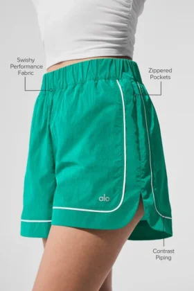 Motivate Track Shorts – Fichtengrün/Weiß