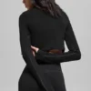 Nahtlose zweifarbige Rippstrickjacke – Schwarz