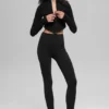 Nahtlose zweifarbige Rippstrickjacke – Schwarz