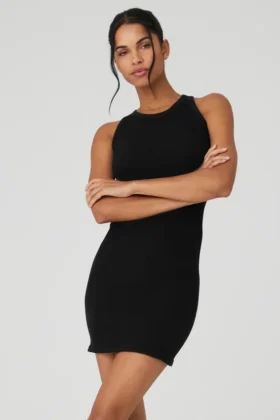 Nahtloses, geripptes „Warm Nights“-Kleid – Schwarz