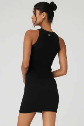 Nahtloses, geripptes „Warm Nights“-Kleid – Schwarz