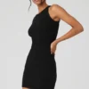 Nahtloses, geripptes „Warm Nights“-Kleid – Schwarz