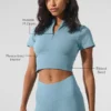 Nahtloses, warmes, plüschiges, kurzarmiges Winter-Cropped-Shirt – Celestial Blue