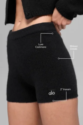 Noble-Shorts aus Wolle und Kaschmir mit Rippmuster – Schwarz