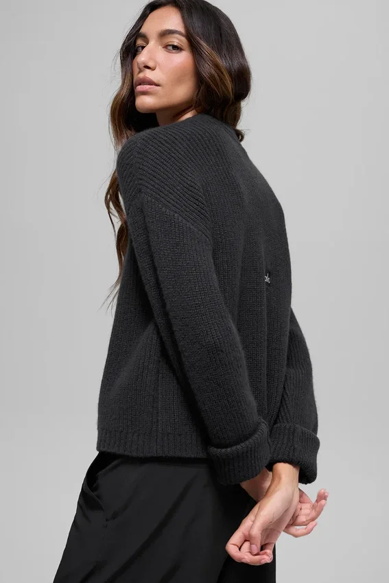 Nobler Rundhals-Pullover aus Wolle und Kaschmir mit Rippmuster – Schwarz