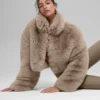 Opulente, kurze Kunstfelljacke – Hafer