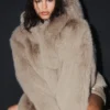 Opulente Statement-Jacke aus Kunstfell – Oat
