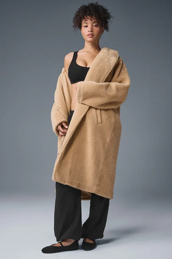 Oversized-Sherpa-Trench – Camel