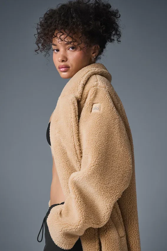 Oversized-Sherpa-Trench – Camel