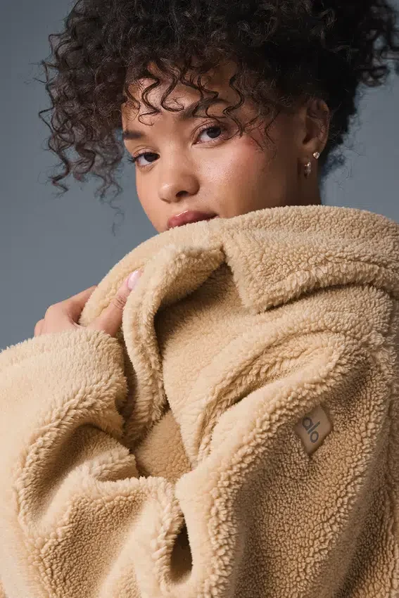 Oversized-Sherpa-Trench – Camel