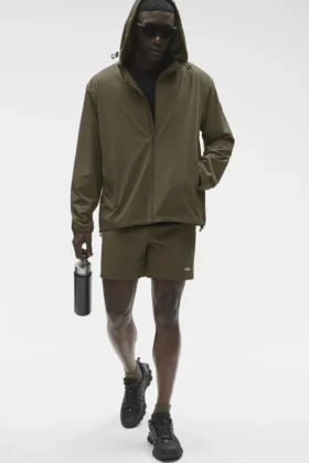 Performance On-The-Go-Jacke – Olive Tree