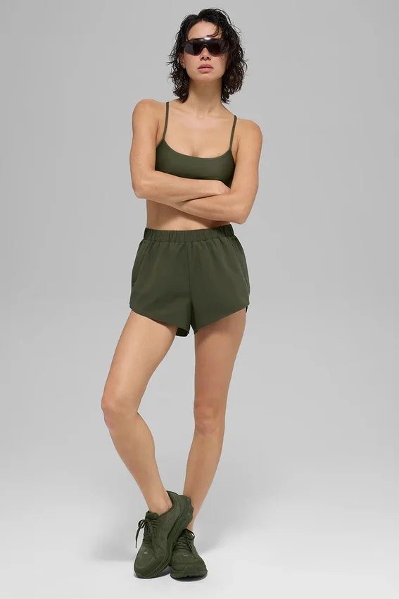 Playmaker Dolphin Shorts – Olivgrün