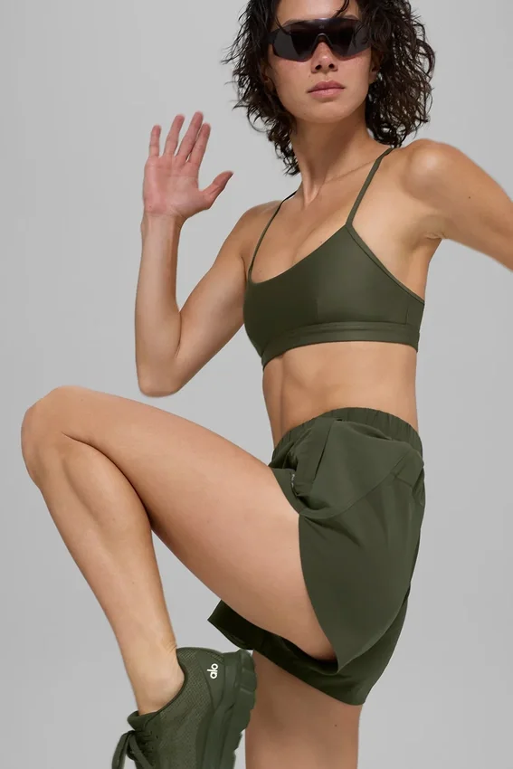 Playmaker Dolphin Shorts – Olivgrün