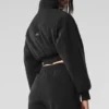 Polarfleece-Jacke „Wintry Mix“ in verkürzter Länge – Schwarz