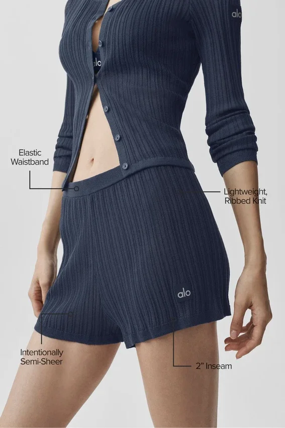 Pullover High-Waist Sunlit Shorts – Navy