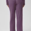 Pullover-Hose mit mittlerer Leibhöhe und weitem Bein – Plum Kiss
